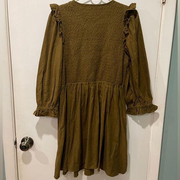 Madewell smocked Lucie v-neck mini dress. - Picture 4 of 4